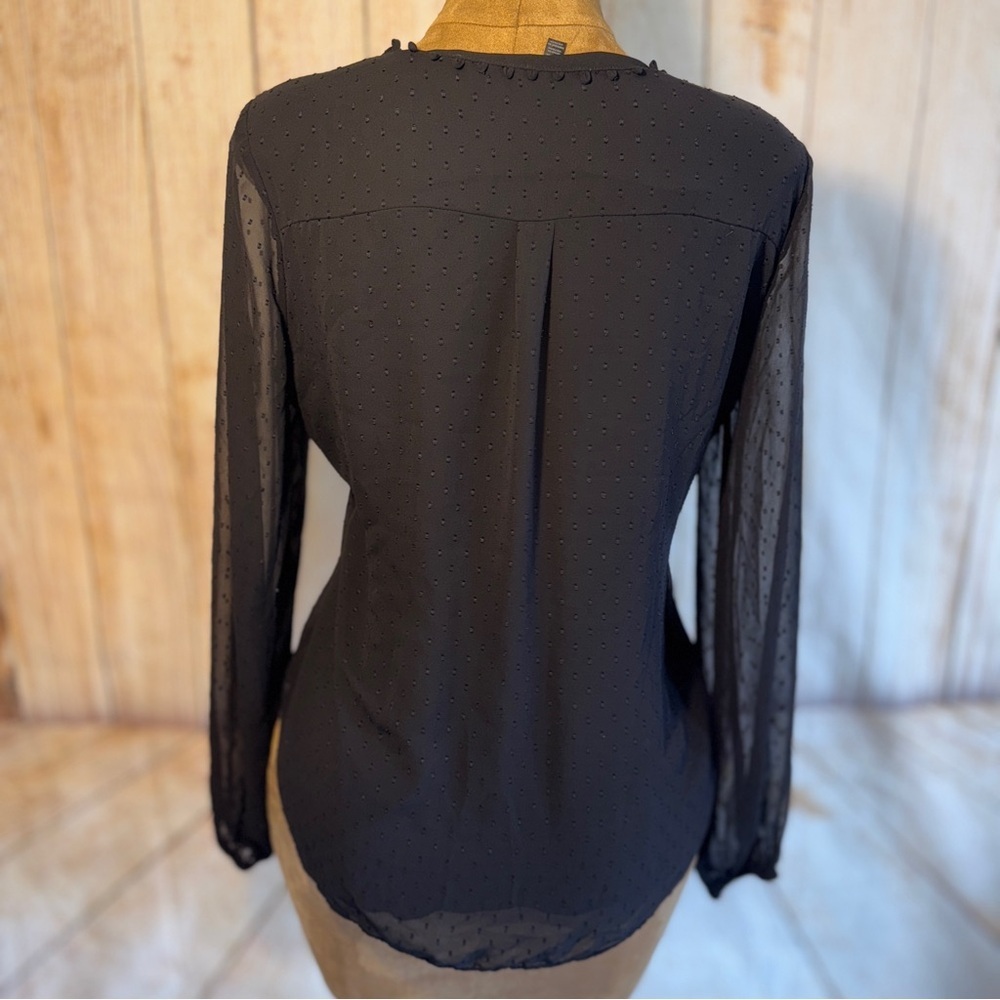 White House Black Market Black Textured Dot Faux Wrap Blouse Sz L​​ - Picture 10 of 12